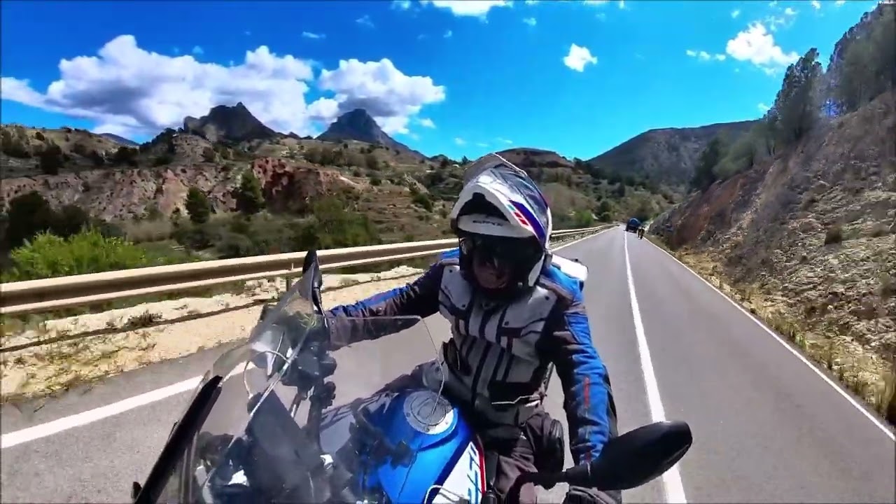 DE RUTA ALREDEDORES DE ALICANTE Y BENIDOR CON MI BMW 1250 DIA 5-4-2025 VIDEO 1.