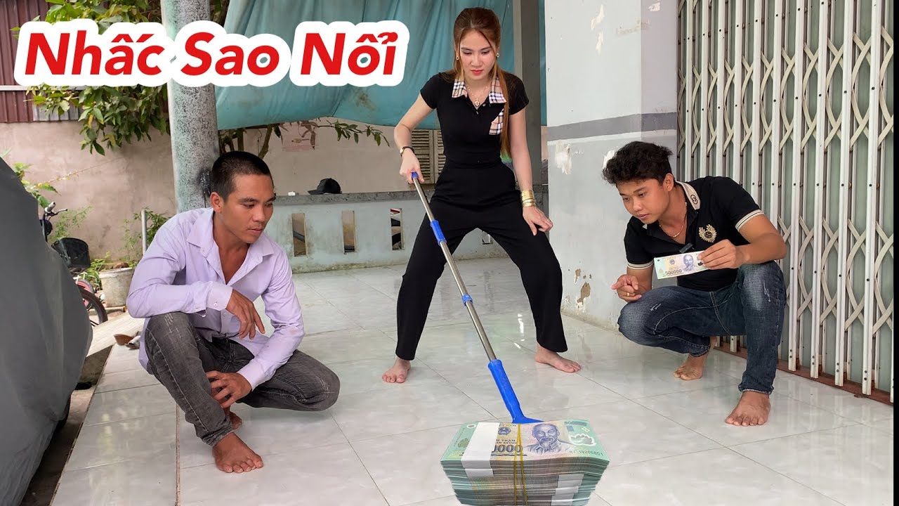 Chỉ Cần Nhấc Qua Khỏi Đầu Là Có Ngay Tiền Thưởng, Bạn Có Dám Thử Chơi | Ly Ngô Vlog