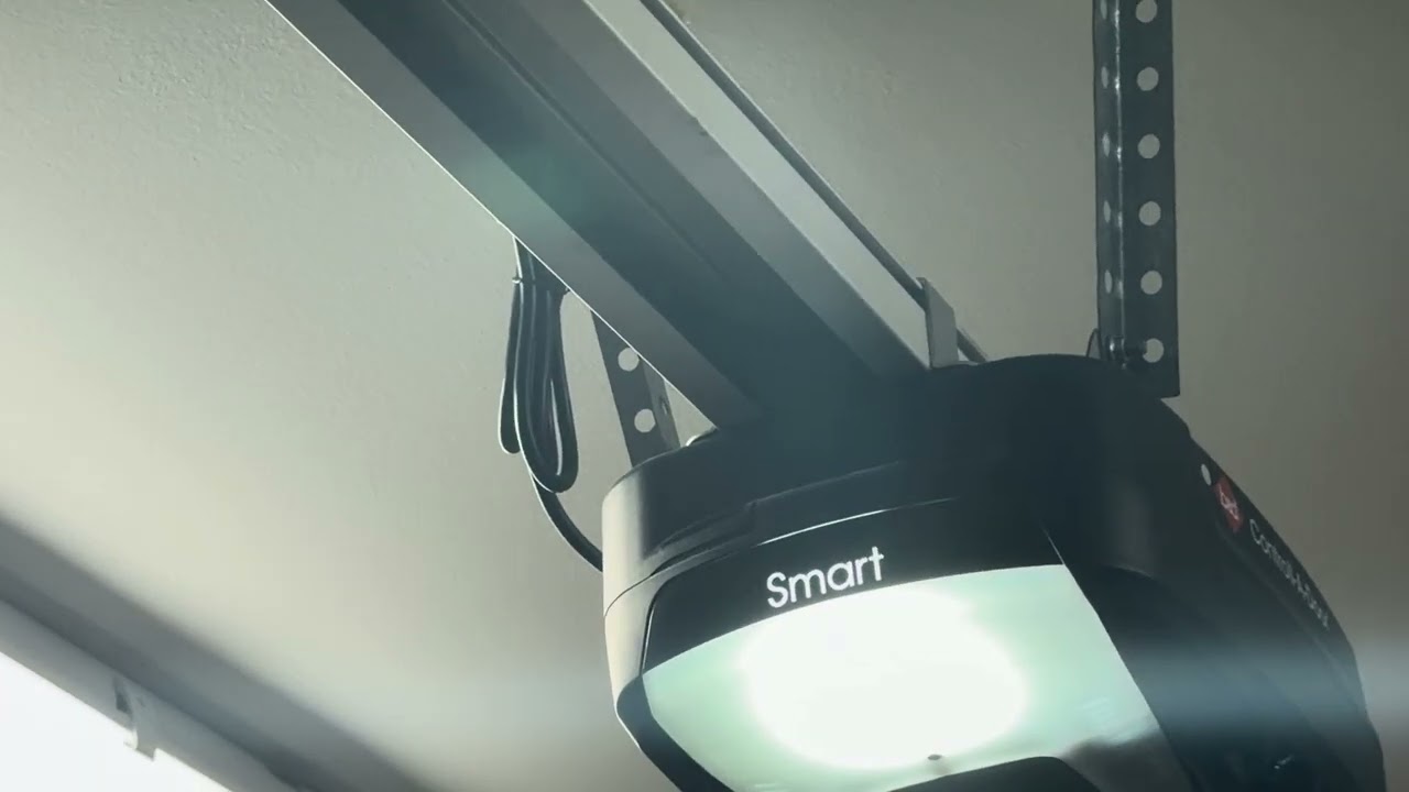 Power Outage? How to Open and Reconnect Your B&D Garage Door