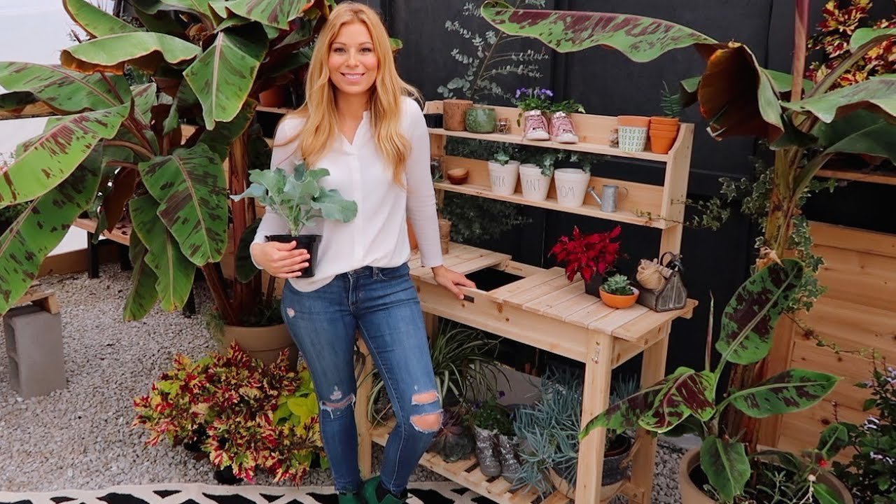 Our New Potting Bench | Multi Functional & Affordable  //Garden Farm
