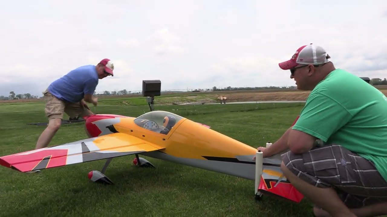 Extreme Flight 105.5 Slick V2 Maiden Day