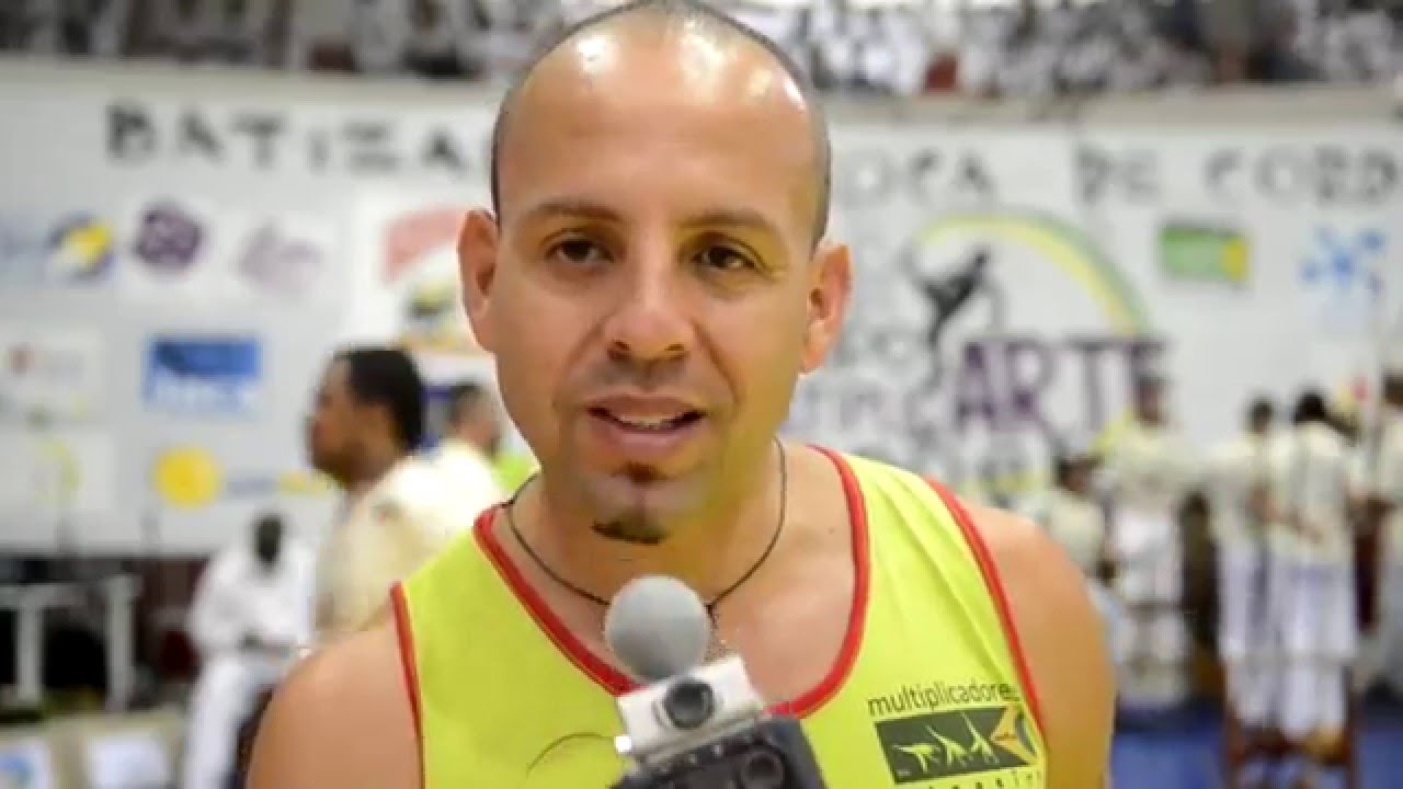 MultiplicArte Capoeira - Encontro de Gera&ccedil;&otilde;es 2015 (Batizado e troca de corda)