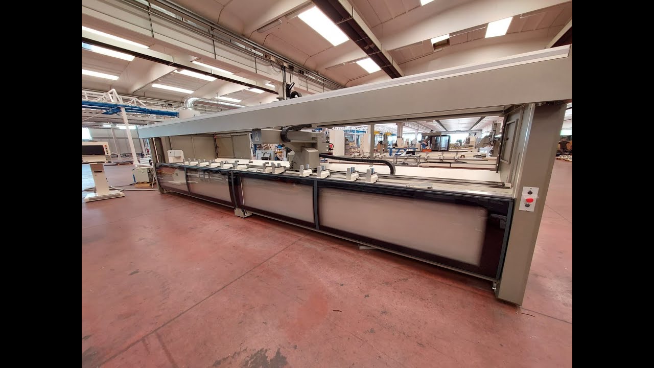Van Dulst Techniek | MECAL Gianos MC-312, industriele toepassing, 5 assig frezen en zagen. .