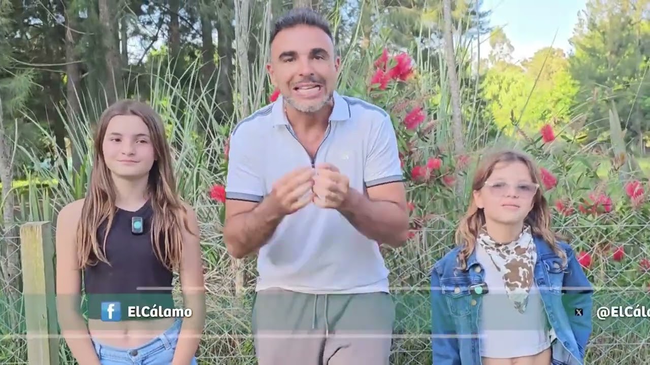 LAS PRINCESS DELFI Y SOFI SE APRENDEN EL FATIHA