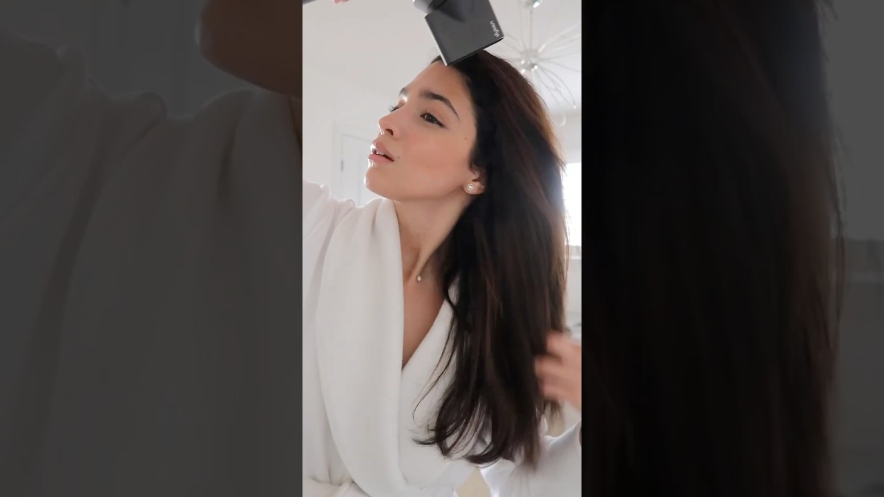 SIMPLE BLOWOUT WITH THE DYSON HAIR DRYER | #dyson #dysonhairdryer #hairstyle