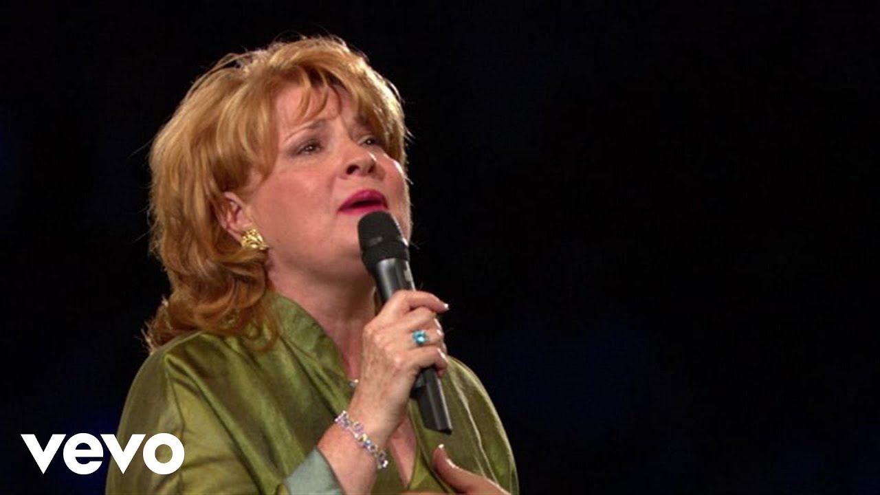 Joy Gardner - He Is Holy (Live)