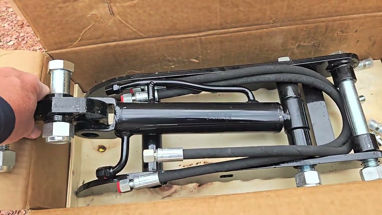 Chińska minikoparka: zestaw hydraulicznych adapter&oacute;w kciukowych z gwintami M14x1,5 i M16x1,5