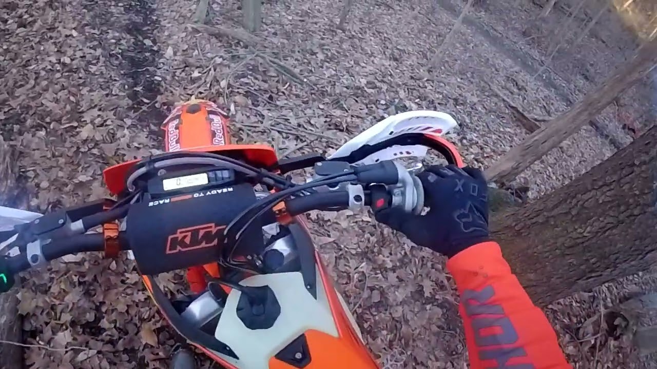 Ripping my KTM 300xcw in the woods!