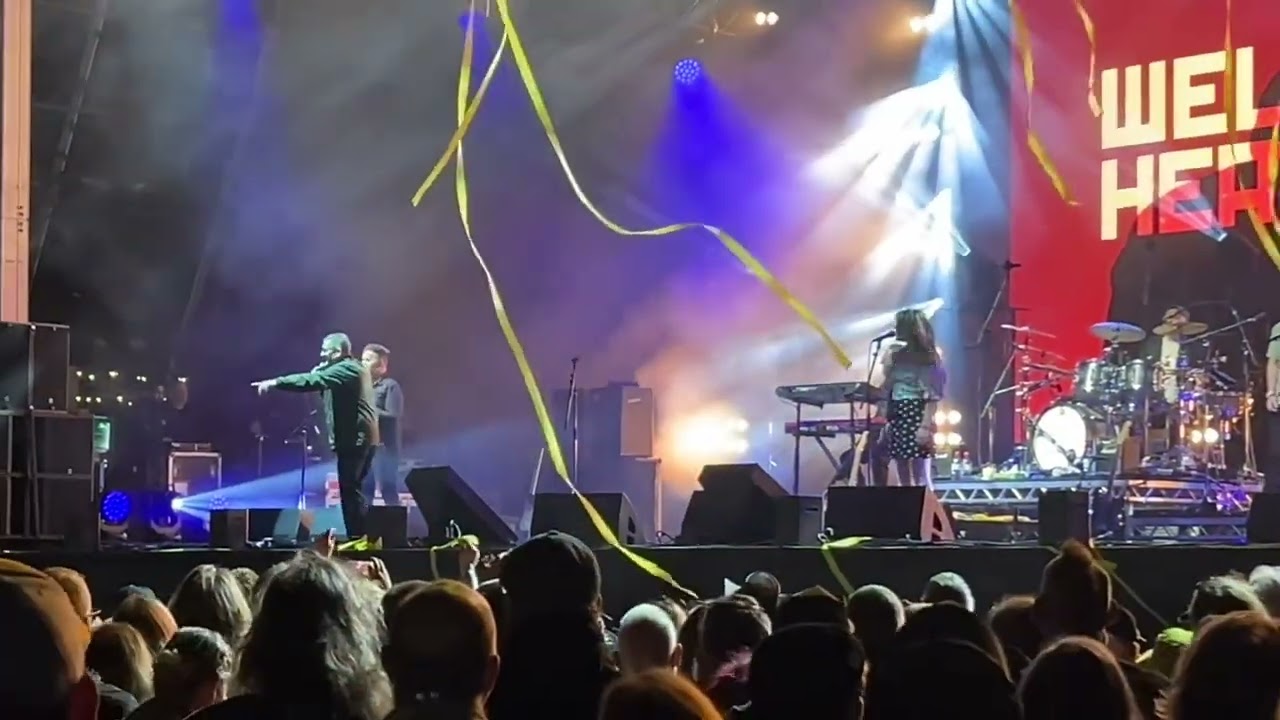 Paul Heaton Caravan of Love A Cappella. Bearded Theory. 23 May 2025.