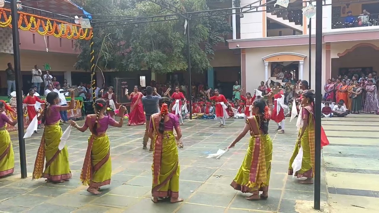 సంక్రాంతి సంబరాలు🌾🌾 #sankrathi #viral #trending #dance #nikkyvlogs  #gopikrishnaschool #proddatur 