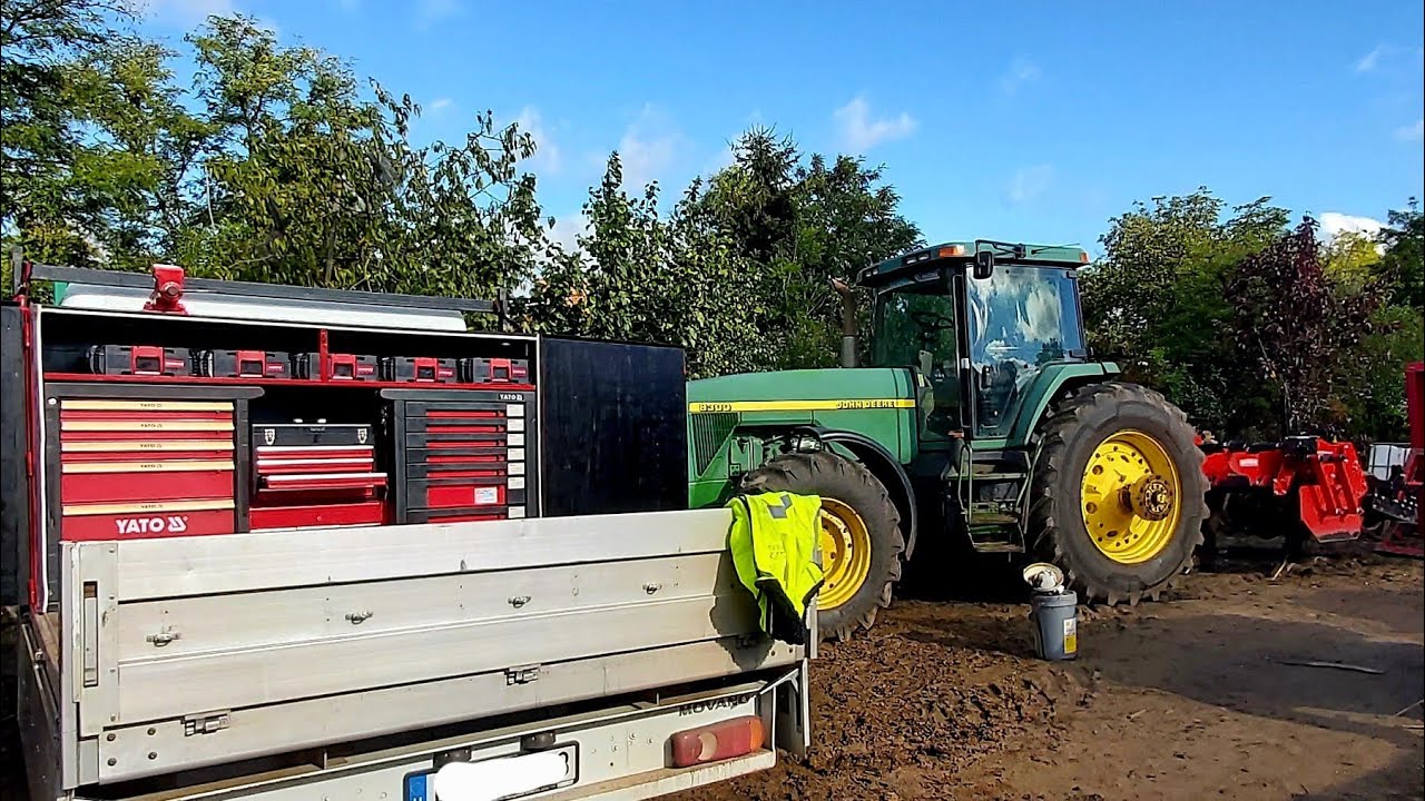 John Deere 8300 /Oil Change at Home