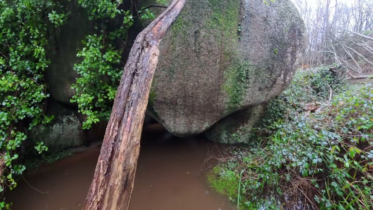 Les piliers de  la Vallée des Traouiero