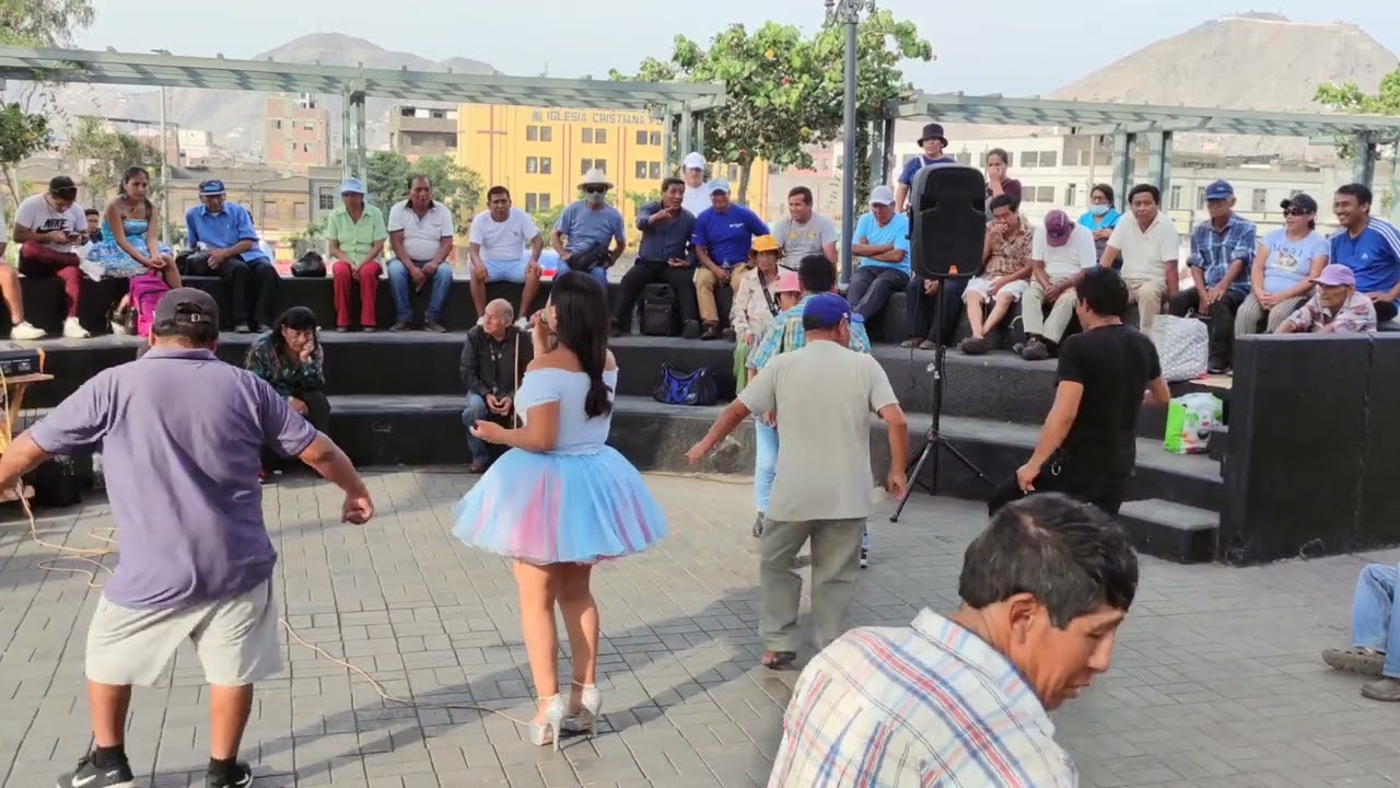 DISFRUTANDO MÚSICA FOLCLOR EN  LA ALAMEDA CHABUCA GRANDA:FEBRERO DE 2023