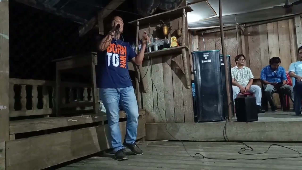 live performance by Liduk Padu at Taba Sora village.