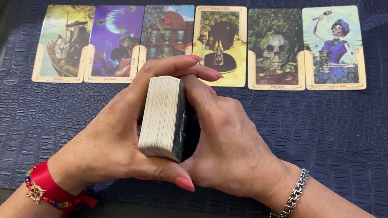 En esta vida habrá un final. Te persigue desde vidas pasadas. La karmica le da una vida miserable ⚰️