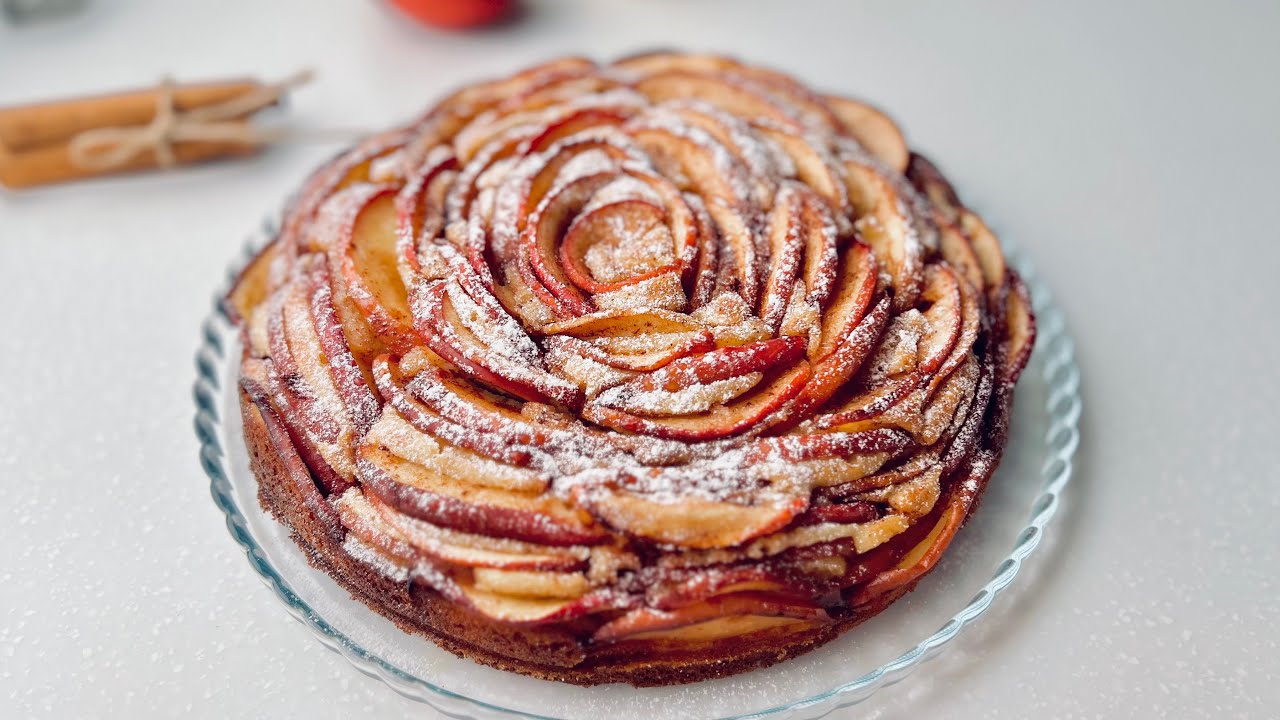 کیک سیب رز | Apple Rose Cake – Easy & Beautiful Homemade Dessert