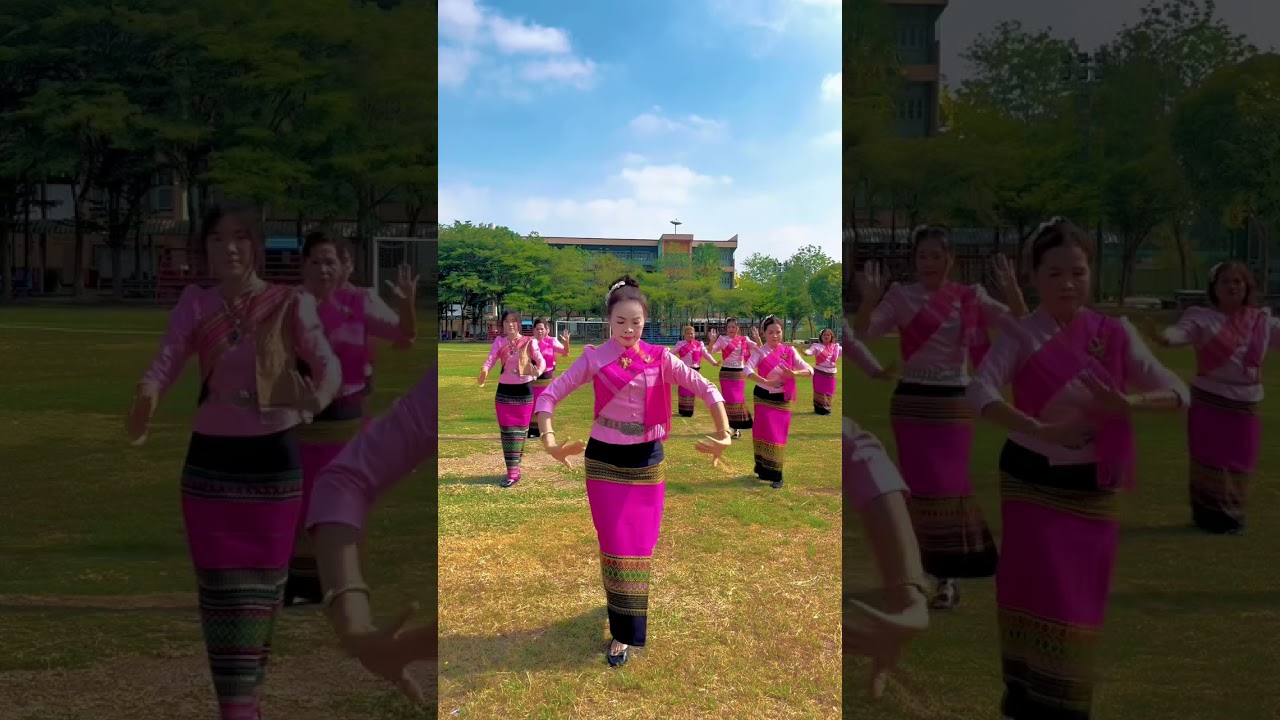 ชุดฟ้อนรำบวงสรวง