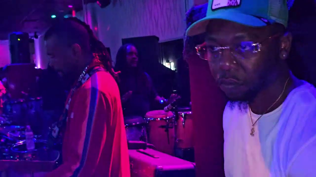 WHAT? BAND: THE #1 GO-GO VIDEO OF 2023! 🏆 CRANKED DIAMOND LOUNGE (10-18-23) 🔥  Fonz Productions Live