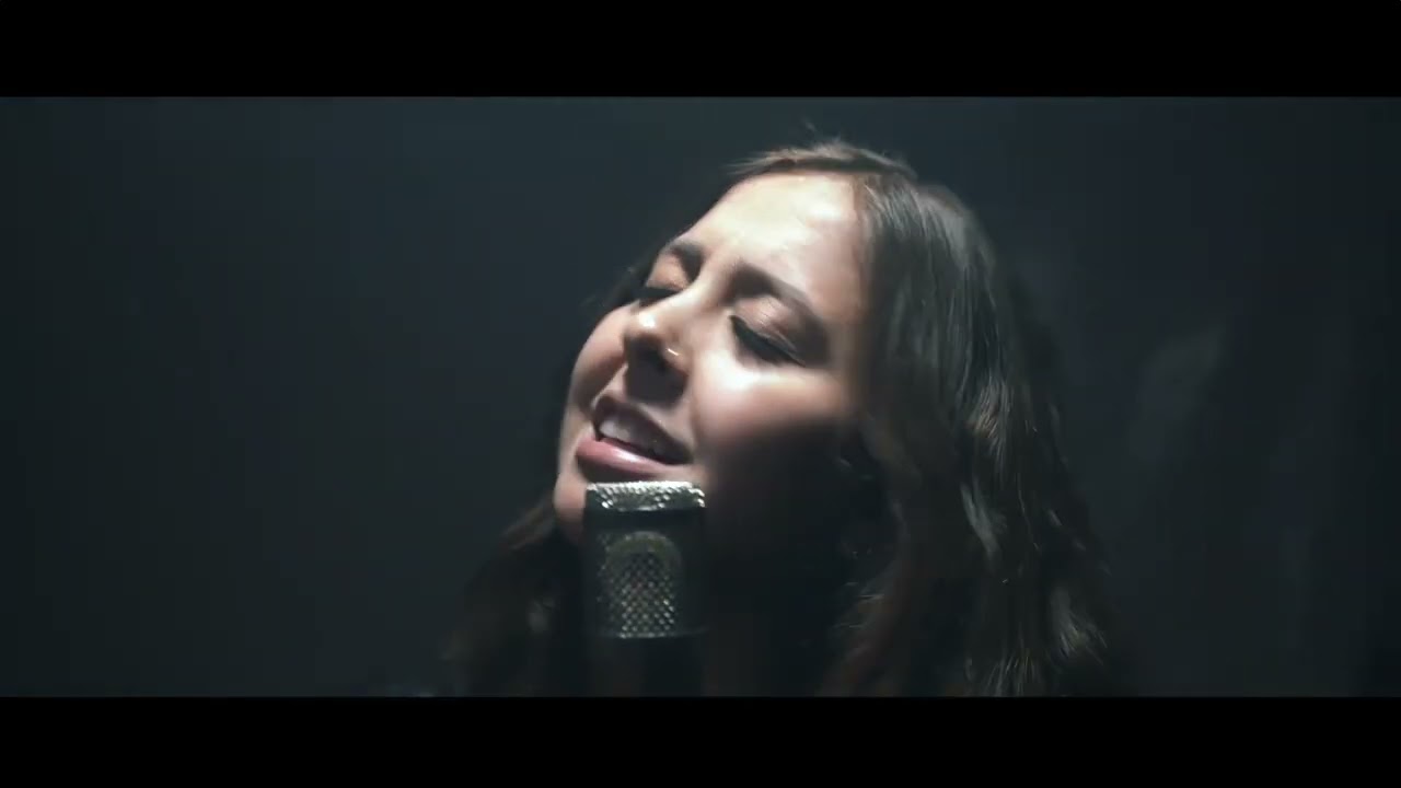 Mujer amante - Amatista (Cover)