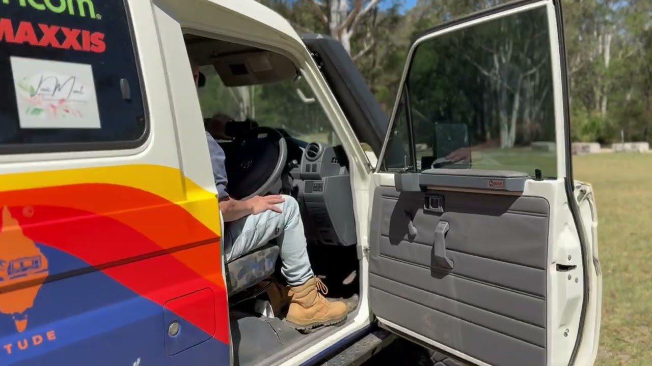 Reversing Made Easy: Oricom WRCSP Wireless Solar Reversing Camera with 5&Prime; Display