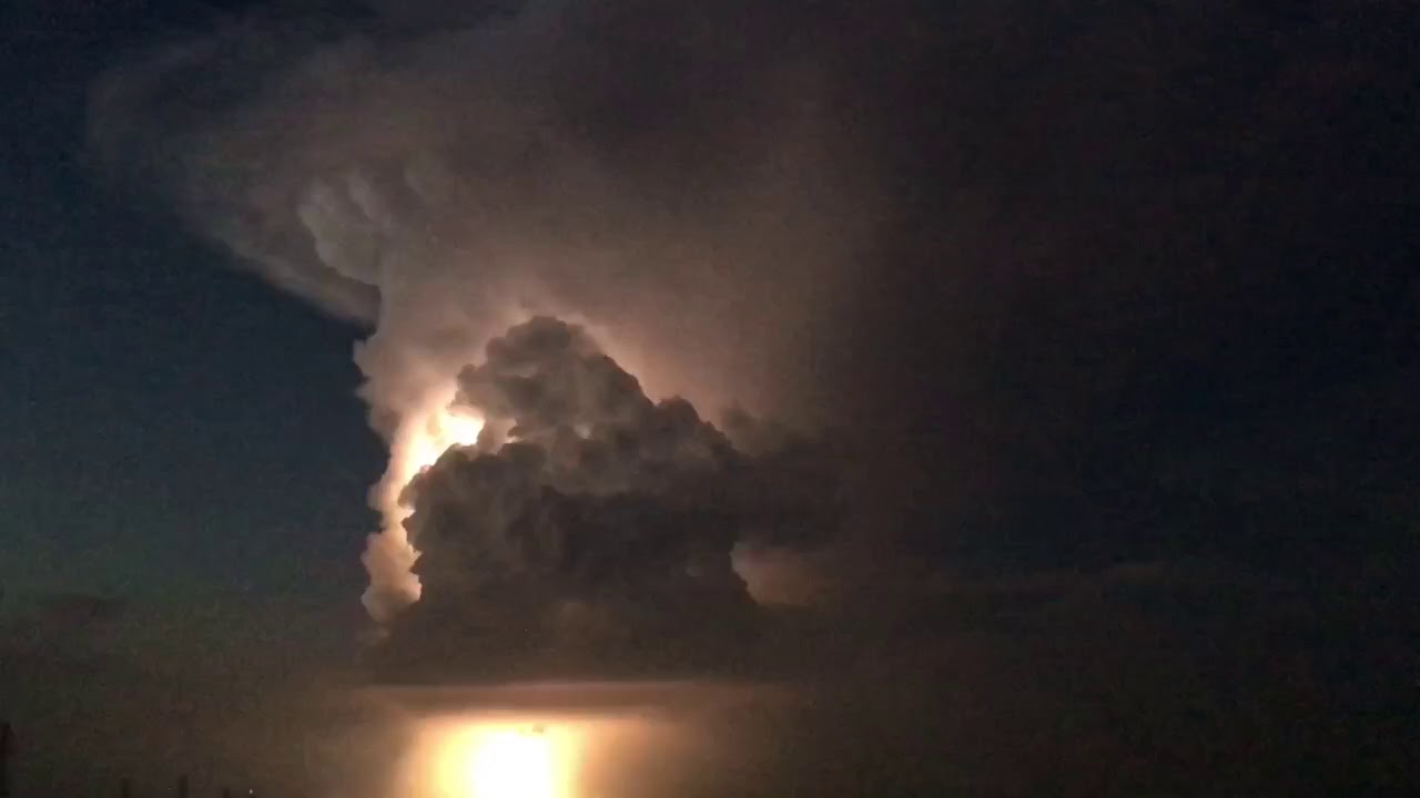 かなとこ雲