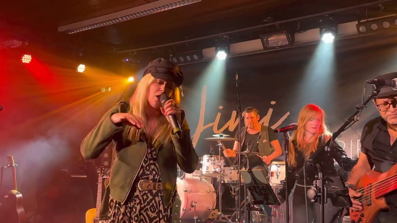 Jini Meyer & Friends - X-Mas Edition - You’re the Voice live @ Sauerlandpark Hemer - 17.12.2022