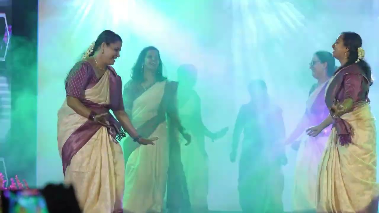 💃💃💃പഠിപ്പിക്കാൻ മാത്രമല്ല, ആടാനും പാടാനും ഞങ്ങൾ റെഡി! 💃💃💃💃💃💃💃💃#bhavanspta#pathanamthitta#konin