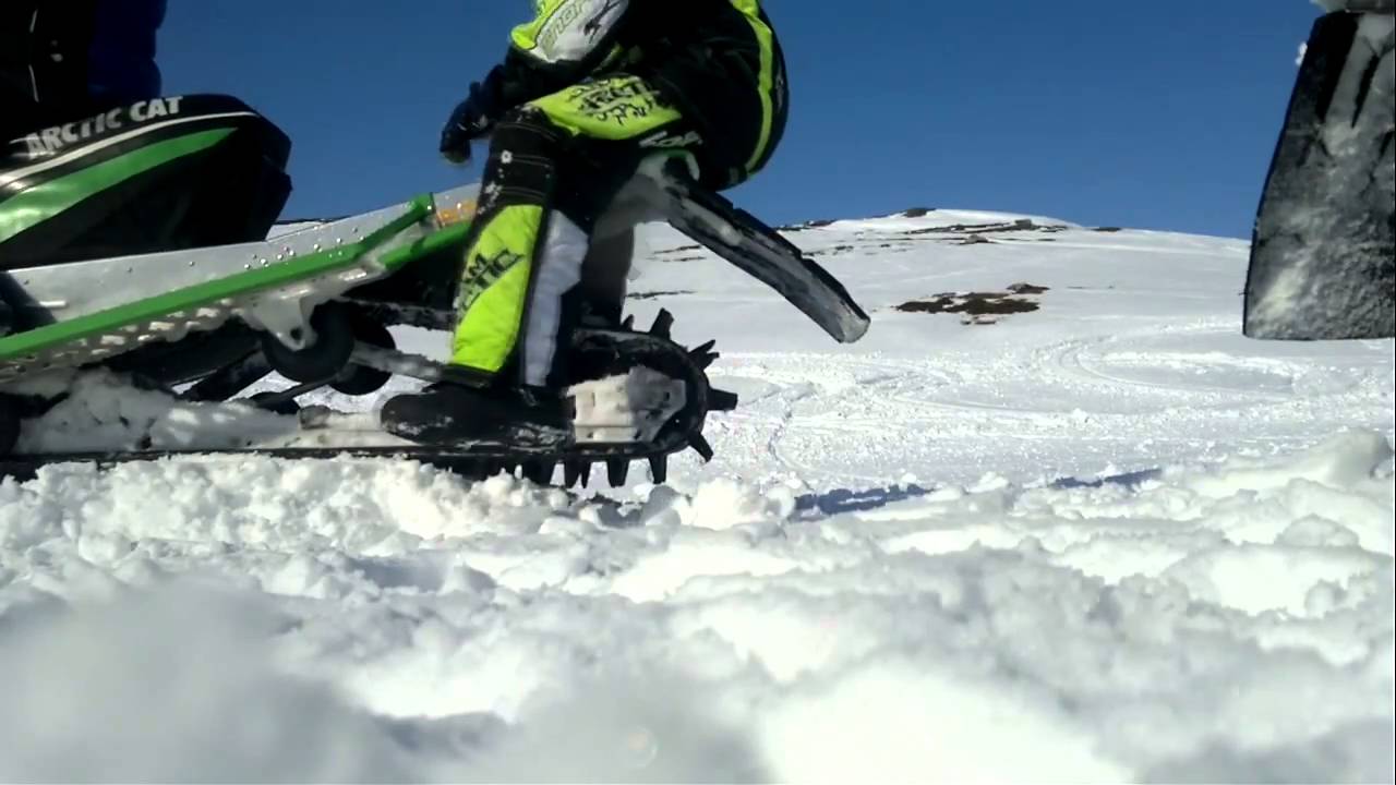 Arctic cat m8 HCR 2011