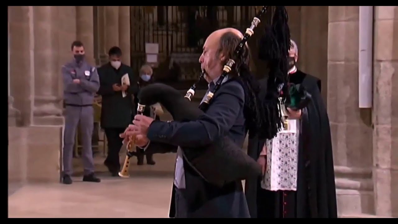Carloz Nuñez - Salve Regina @ Santiago De Compostela