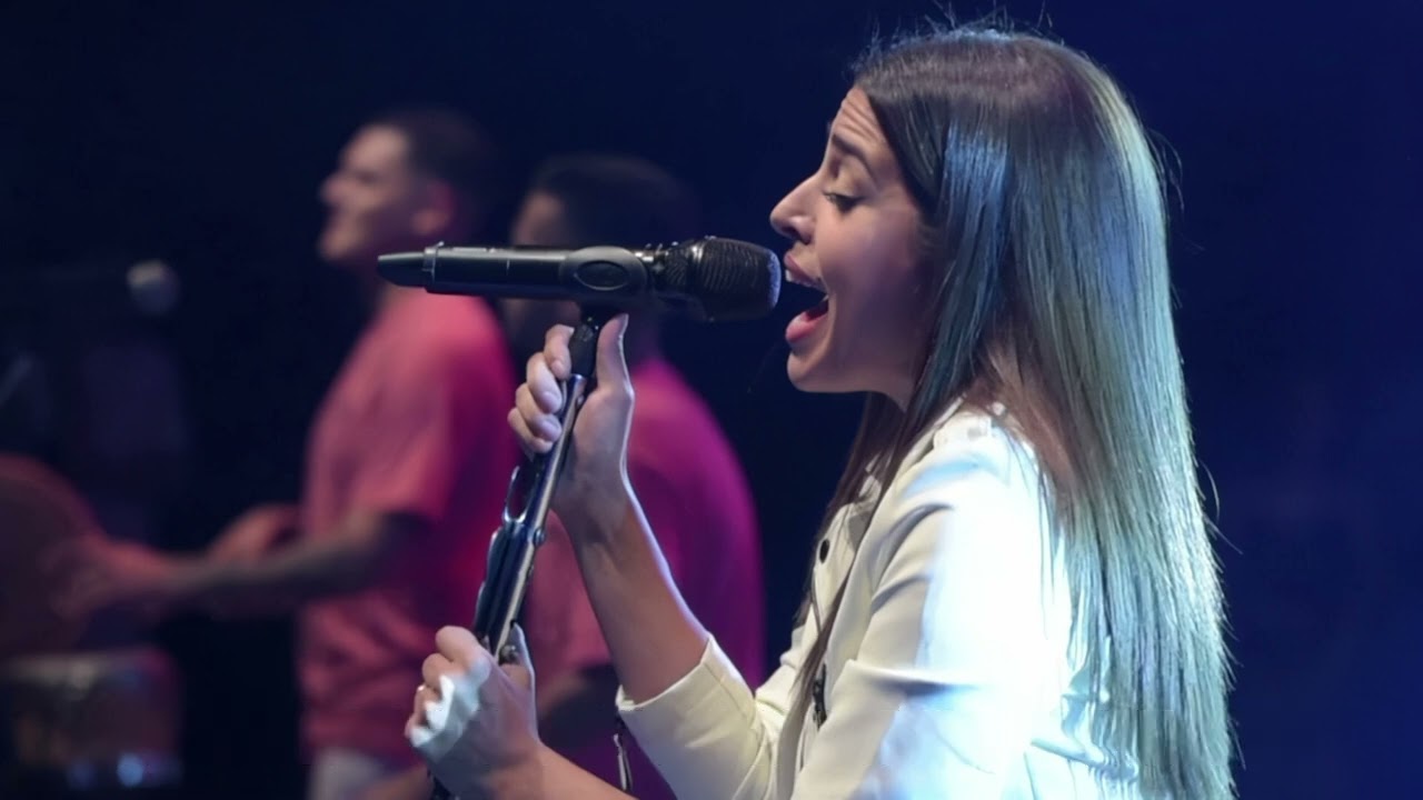 Eugenia Quevedo Como lo hizo Karaoke (Tono  Hombre)