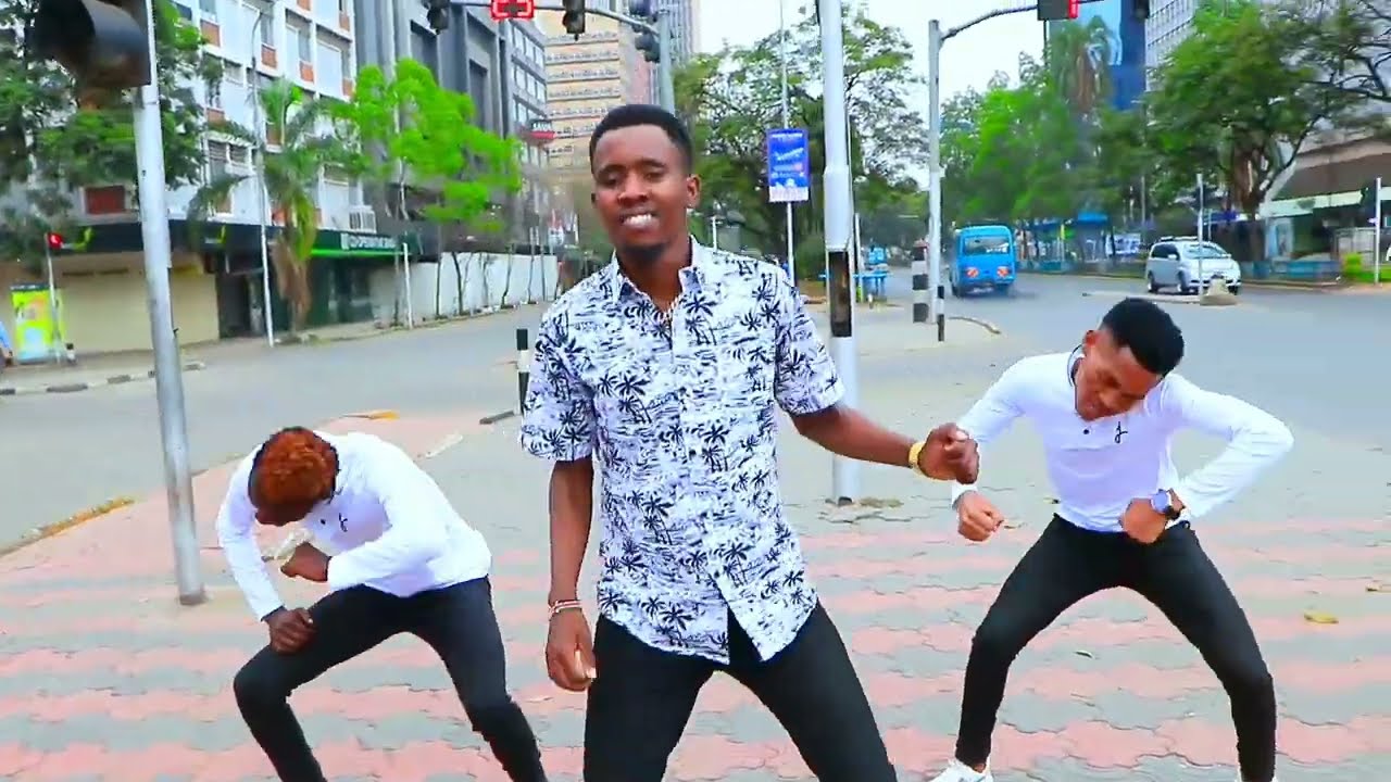 DAN MUSEE - NIENDA MUMO (OFFICIAL VIDEO) Sms Skiza 8021182 To 811