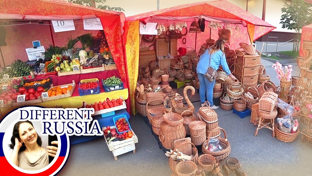 Russian Farmers Street Market. Bike Unfriendly Country