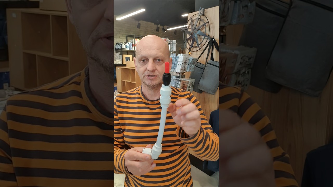 Redukcja węża John Guest 15mm na średnicę 12mm za pomocą złączki redukcyjnej PM061512E