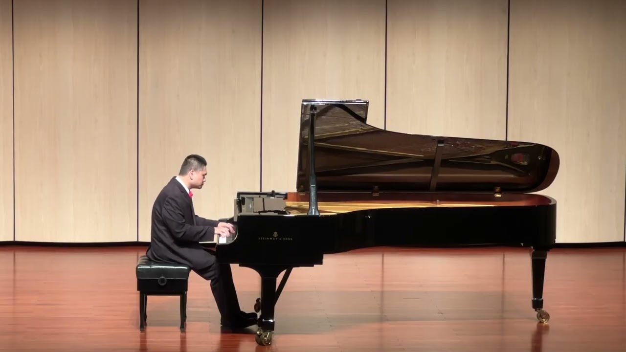 Yun-lun Hsieh plays Frédéric Chopin Polonaise Op. 71 No. 2, recital version!