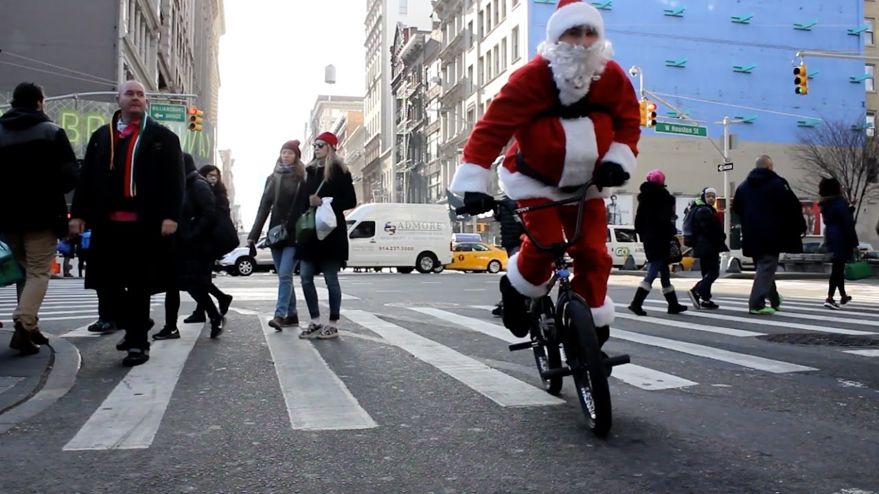 SANTA CLAUS TAKES OVER NYC ON A BMX BIKE!