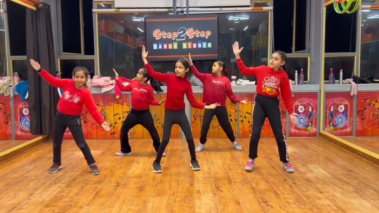 Hass Hass | Diljit Dosanjh | Easy Bhangra Steps Choreography | Step2Step Dance Studio | Mohali