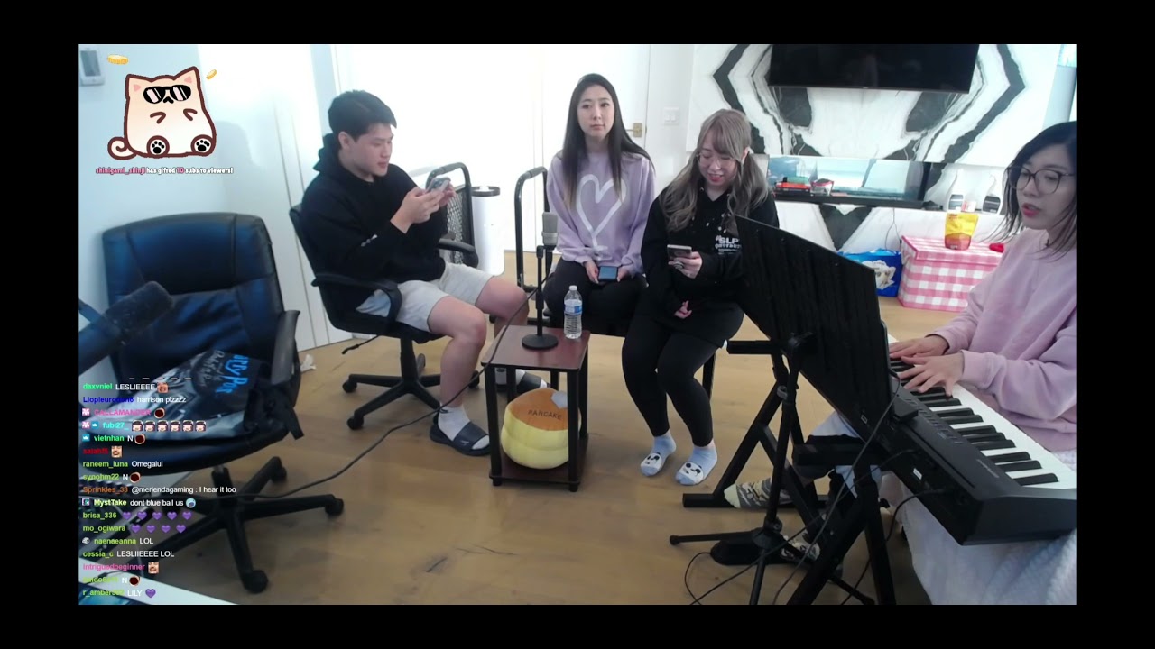 hJune (Harrison Park) sings Jealous by Labyrinth with Leslie, Lilypichu and Wendy