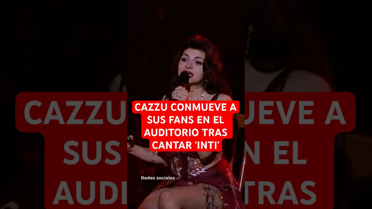 Cazzu rompe en llanto al cantar 'Inti' en el Auditorio Nacional