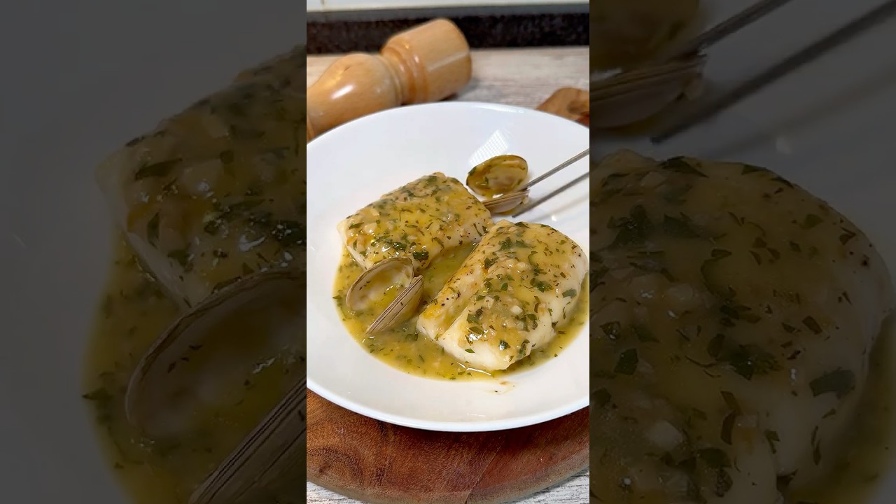 Merluza con almejas en salsa verde