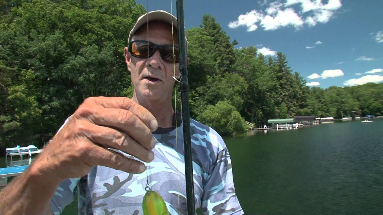 Larry Dahlberg Shows You How to fish his WideGlide