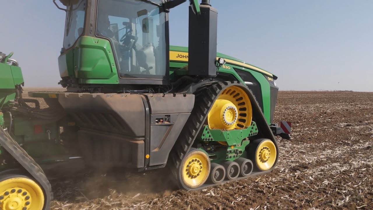 John Deere 9RX 830 Walkaround | A closer look at the most powerful Deere yet.mp4