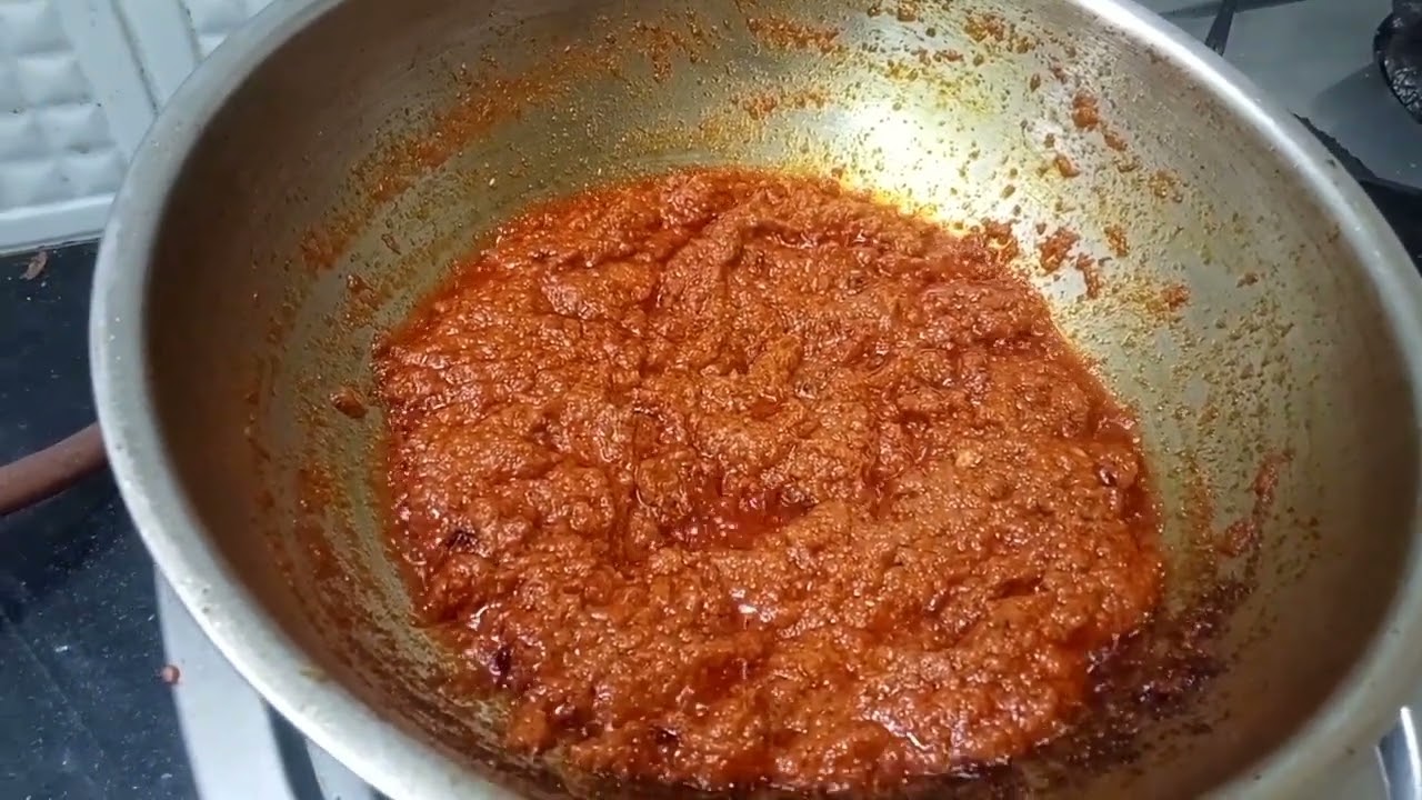 तोंडाला पाणी सुटेल अशी पाव भाजी झटपट रेसिपी बनून पहा