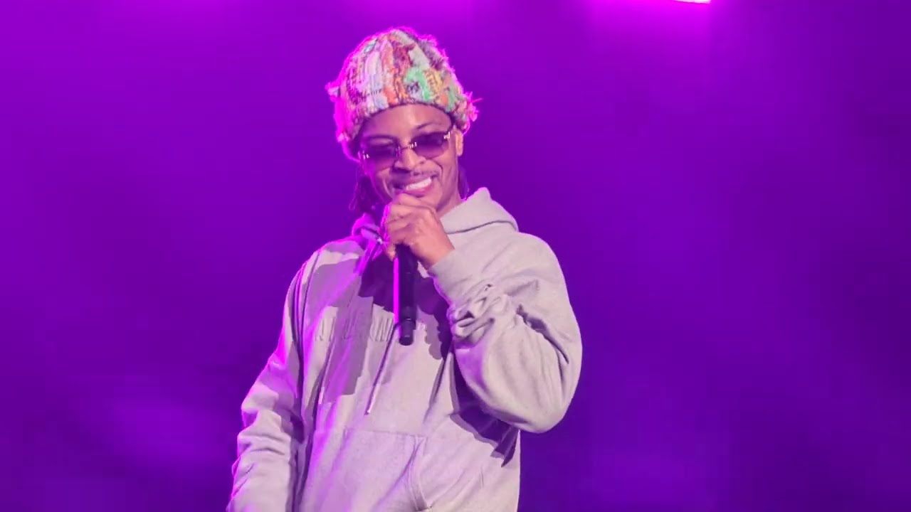 TI SON KING KNOWS ALL HIS OLD LYRICS WORD 4 WORD, His Dad BIGGEST FAN @ Jingle Ball 2024