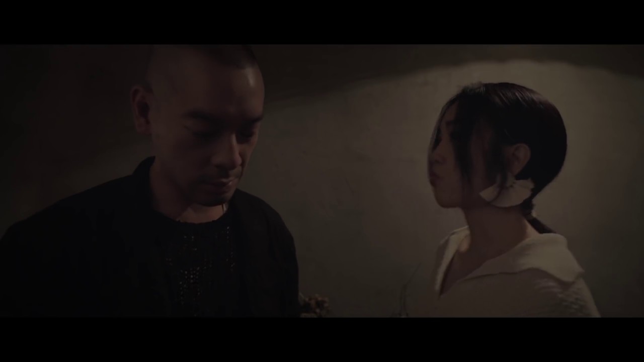 JUNO MAK 麥浚龍 KAY TSE 謝安琪 - 《廢話》 MV