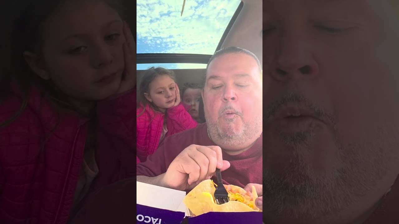 Trying tacobells new value menu 2026.