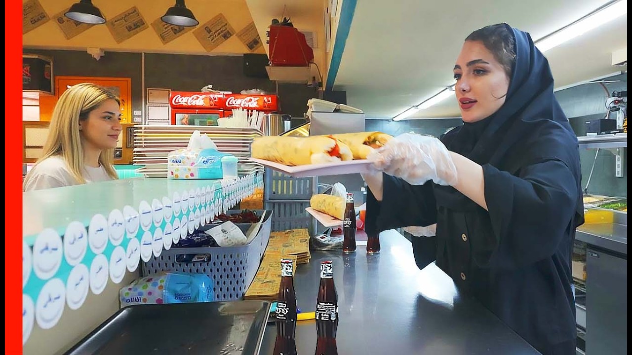 Nostalgic Sandwich Shop in Iran | Back to 1970s Isfahan, Beautiful Ladies Who Come Here for Food