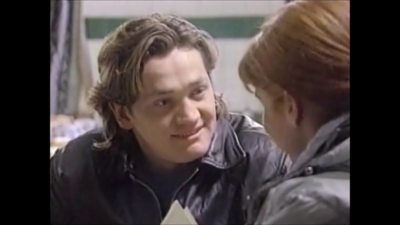EastEnders - Sarah Hills sleeps with Robbie Jackson (18th March 1997)