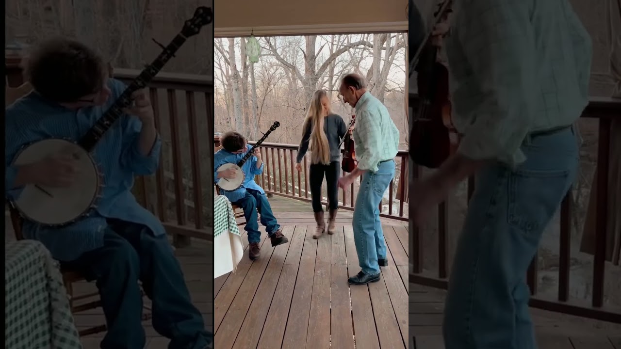 This is my friend Daniel Rothwell on banjo 🪕 and his grandfather Thomas Maupin 👣 #oldtime #banjo