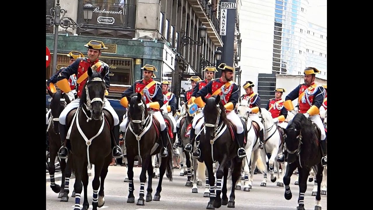 Police and military parade in madrid. Desfile policial y militar por el 2 de Mayo 2013