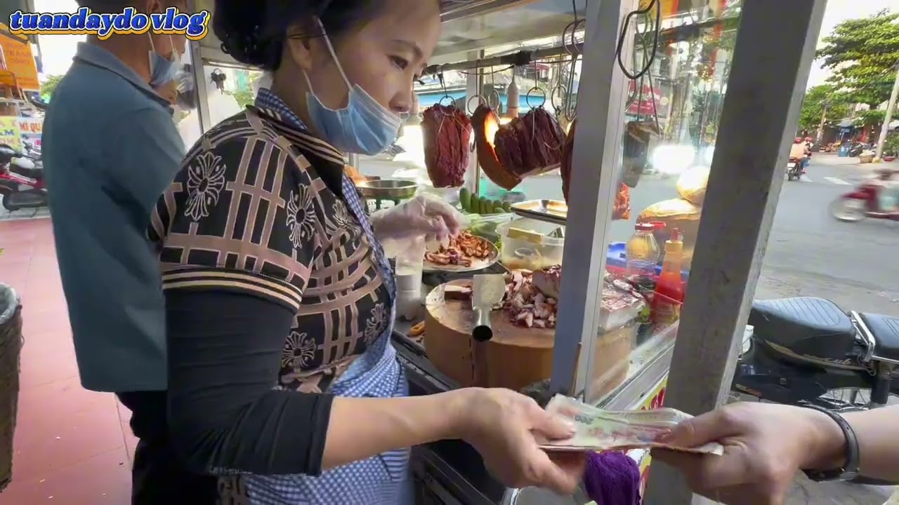 @heo quay da giòn ăn bánh mì bánh hỏi 